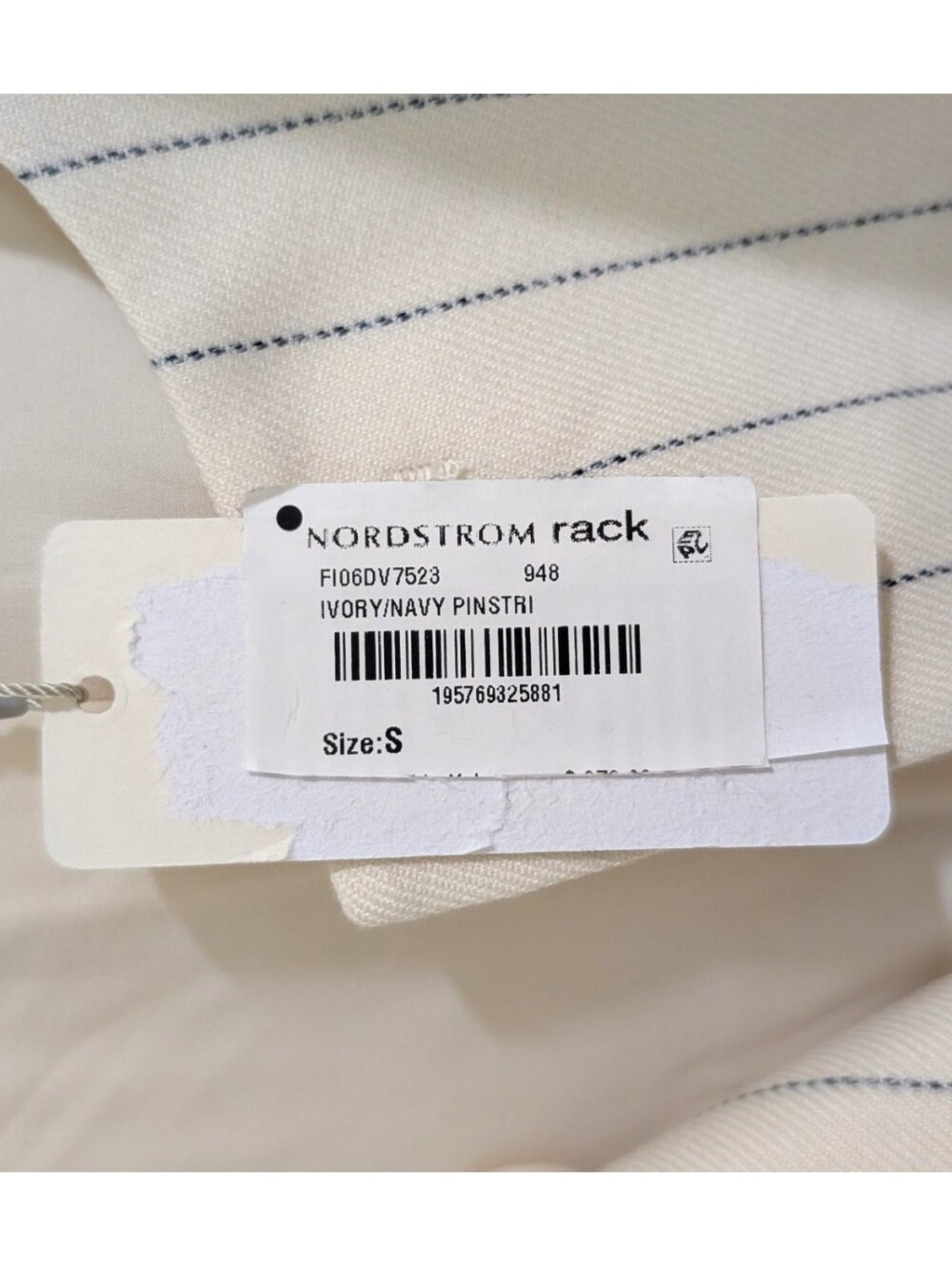 Favorite Daughter Ivory Navy Pinstripe Longline Vest Size S NWT - Picture 7 of 8